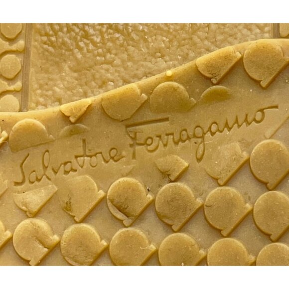 Salvatore Ferragamo Women’s Beige Panna Bow Elodie Espadrilles Flats Sz 9.5M - Picture 10 of 11